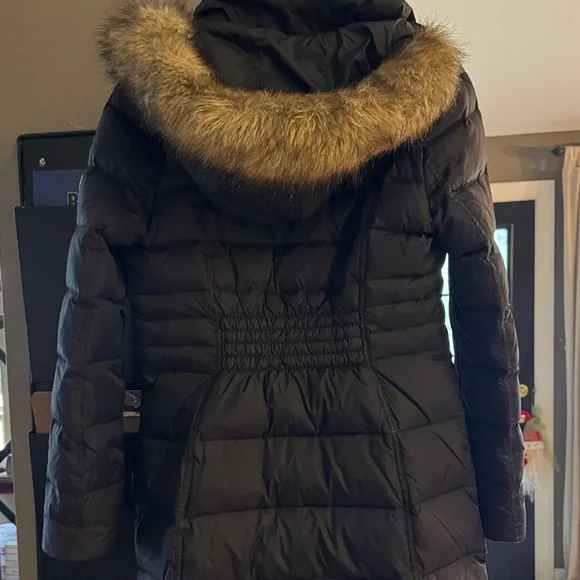 MICHAEL Michael Kors Black Puffer Jacket with Fur Trim - Picture 5 of 5